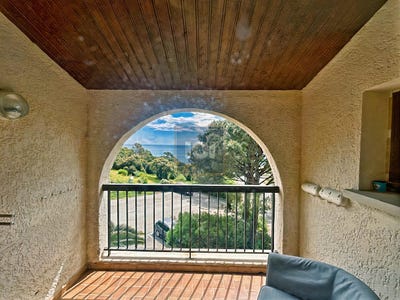 /international/fr/roquebrune-sur-argens-provence-alpes-cote-d-azur-310101111021/