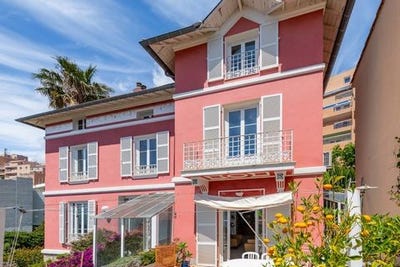 /international/fr/cap-d-ail-provence-alpes-cote-d-azur-310108216858/