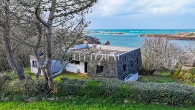 /international/fr/tregastel-brittany-310119774816/