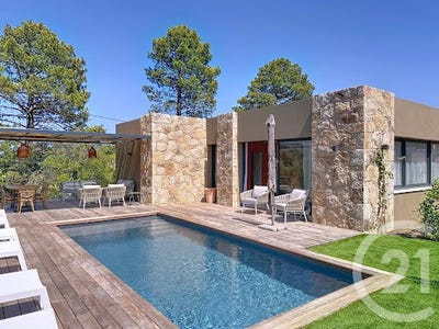 /international/fr/porto-vecchio-corsica-310101083518/