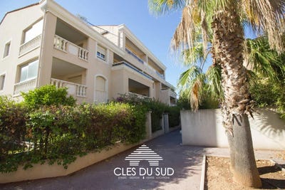/international/fr/toulon-charente-310108594813/