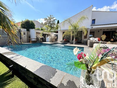 /international/fr/le-beausset-provence-alpes-cote-d-azur-310098536801/