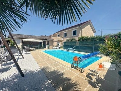 /international/fr/la-balme-les-grottes-rhone-310100362586/
