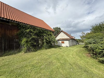 /international/fr/brugheas-auvergne-310108329519/