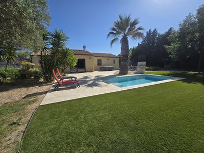 /international/fr/caux-languedoc-roussillon-310110292115/