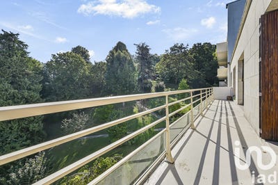 /international/fr/bougival-ile-de-france-310099055146/