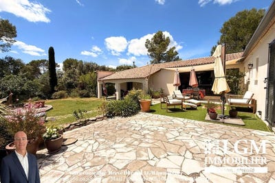 /international/fr/saint-bauzille-de-montmel-languedoc-roussillon-310106916417/