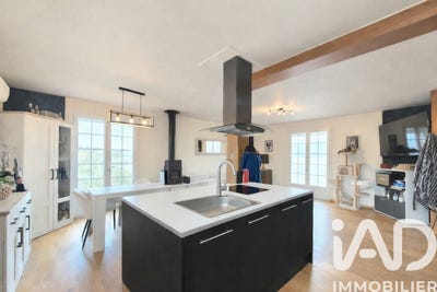 /international/fr/varetz-limousin-310105989819/