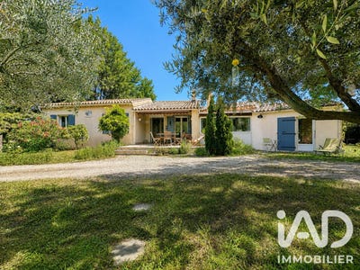 /international/fr/les-mees-provence-alpes-cote-d-azur-310109015974/