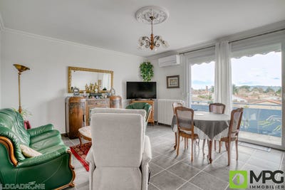 /international/fr/villeneuve-sur-lot-aquitaine-310105082347/