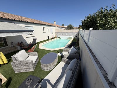 /international/fr/villeneuve-les-beziers-languedoc-roussillon-310119751838/