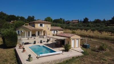 /international/fr/aups-provence-alpes-cote-d-azur-310100239693/