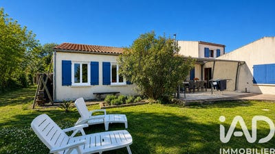 /international/fr/saint-laurent-de-la-pree-charente-310108045898/