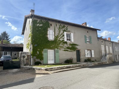 /international/fr/massignac-charente-310108791844/