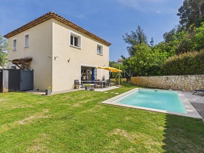 /international/fr/pegomas-provence-alpes-cote-d-azur-310107774307/