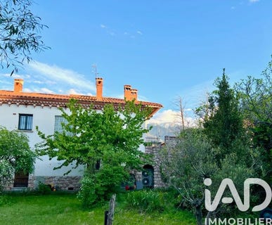 /international/fr/prades-auvergne-310099223559/
