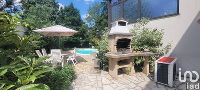 /international/fr/le-plessis-trevise-ile-de-france-310100295761/