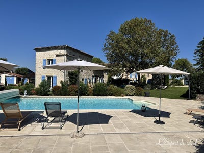 /international/fr/cordes-sur-ciel-midi-pyrenees-310104065590/