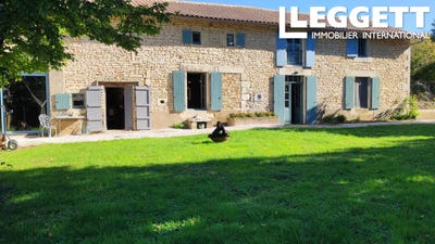 /international/fr/chaunay-charente-310102956839/