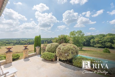 /international/fr/pompignac-aquitaine-310101860939/