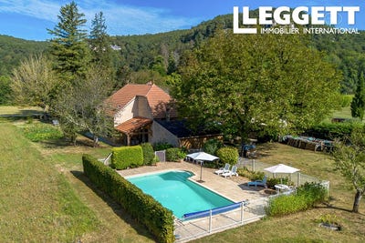 /international/fr/montcabrier-midi-pyrenees-310094434036/