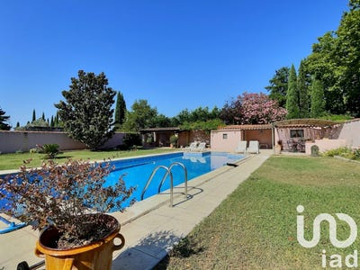 /international/fr/saint-martin-de-crau-provence-alpes-cote-d-azur-310099781860/