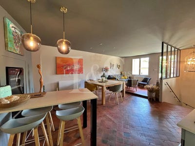 /international/fr/gigondas-provence-alpes-cote-d-azur-310109225047/?lang=de
