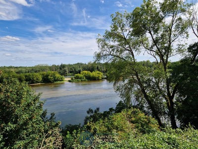 /international/fr/saint-ay-centre-val-de-loire-310106083141/