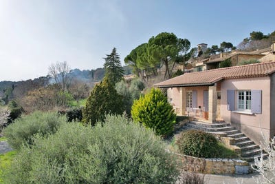 /international/fr/uzes-aquitaine-310106268732/