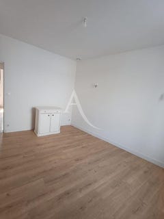 /international/fr/nantes-pays-de-la-loire-310108481067/