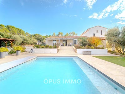 /international/fr/aujargues-languedoc-roussillon-310108630064/