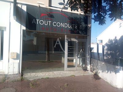 /international/fr/challans-pays-de-la-loire-310104464906/