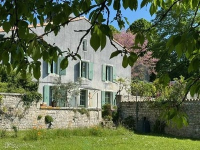 /international/fr/pamproux-charente-310098877588/