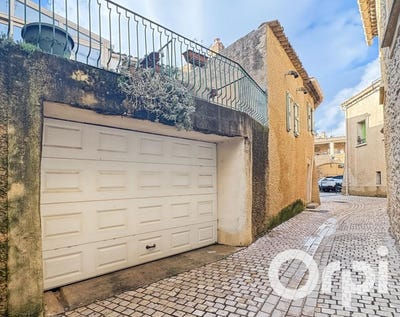 /international/fr/chusclan-languedoc-roussillon-310106836304/