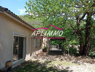 /international/fr/montpezat-sous-bauzon-rhone-310106612169/