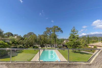 /international/fr/porto-vecchio-corsica-310102347018/