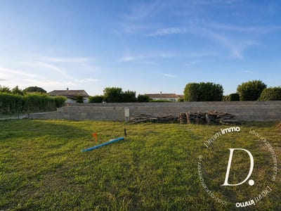 /international/fr/roquefort-des-corbieres-languedoc-roussillon-310107838907/