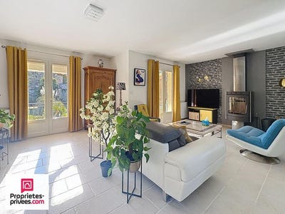 /international/fr/rians-provence-alpes-cote-d-azur-310109636995/