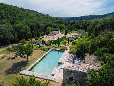/international/fr/bonnieux-provence-alpes-cote-d-azur-310101667951/