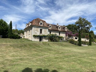 /international/fr/douzillac-aquitaine-310100295603/