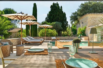 /international/fr/grignan-rhone-310119775914/