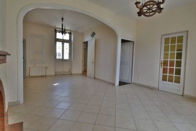 /international/fr/neuville-aux-bois-centre-val-de-loire-310109241206/