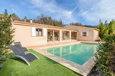 /international/fr/buis-les-baronnies-rhone-310098839562/