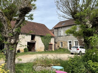 /international/fr/montignac-aquitaine-310098748275/