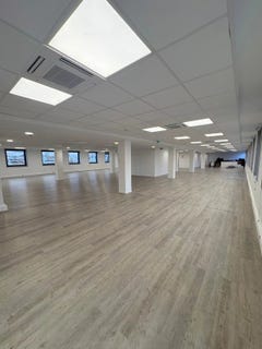 /international/fr/160bis-rue-de-paris-boulogne-billancourt-ile-de-france-310103815743/