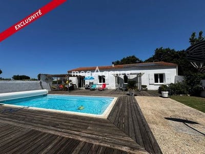 /international/fr/saint-pierre-d-oleron-charente-310100830616/?lang=zh-tw
