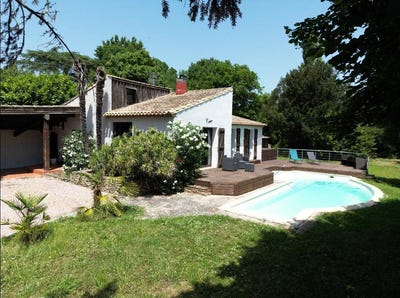 /international/fr/alzonne-languedoc-roussillon-310099061175/