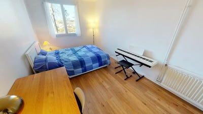 /international/fr/parc-des-charmettes-merignac-charente-310107972679/