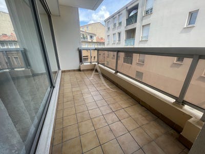 /international/fr/nimes-languedoc-roussillon-310108371336/