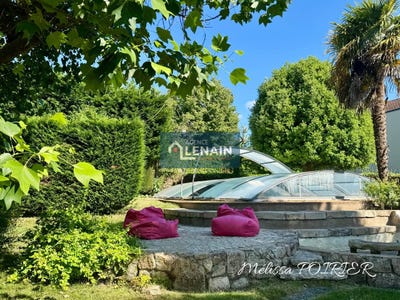 /international/fr/mortagne-sur-sevre-pays-de-la-loire-310098904313/?lang=zh-cn